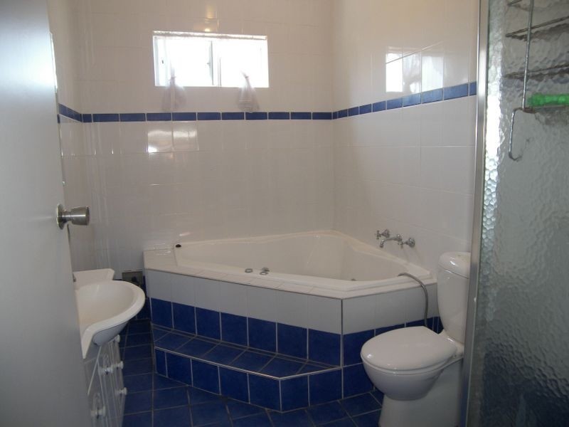 2 Sutcliffe Street, Kingsgrove NSW 2208