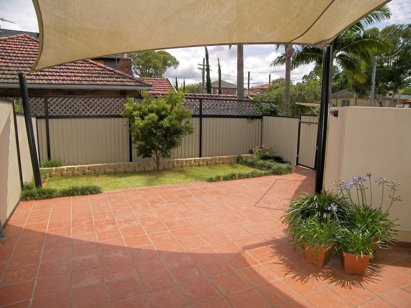 1/2 Rogers Street, Roselands NSW 2196