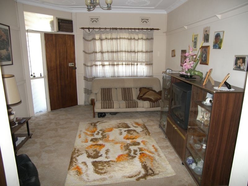 56 Albion Street, Roselands NSW 2196