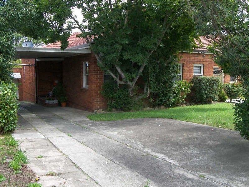 Kingsgrove NSW 2208