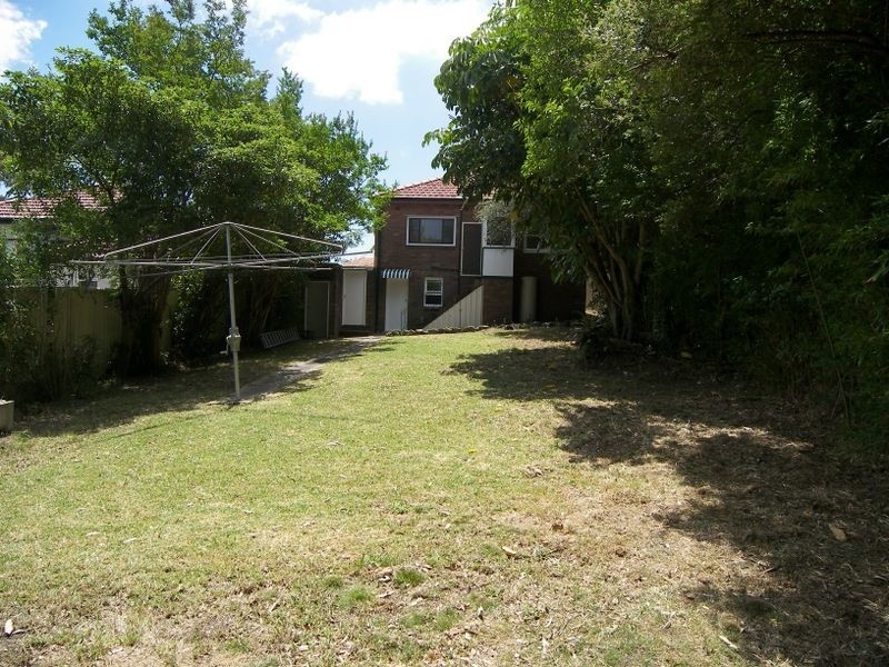 6 Pacific Street, Kingsgrove NSW 2208