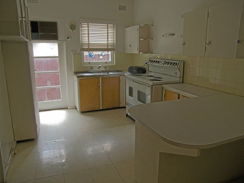 14 Edward Street, Kingsgrove NSW 2208