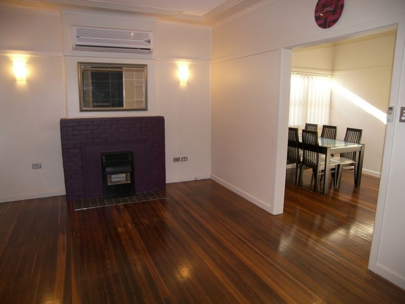 98 Chapel Street, Kingsgrove NSW 2208