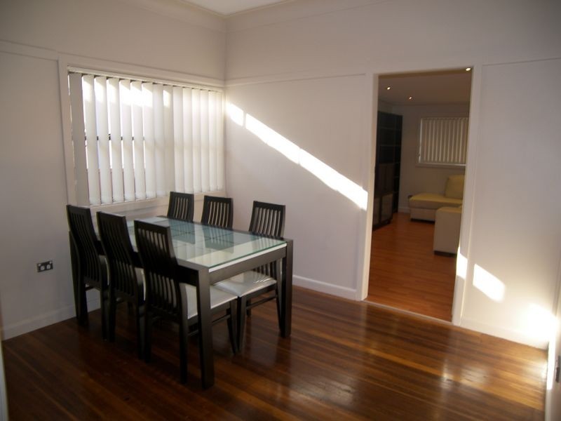 98 Chapel Street, Kingsgrove NSW 2208