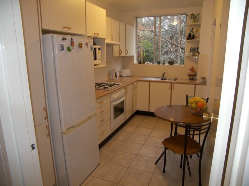 15/828 Canterbury Rd  Entry 17 Phillip St, Roselands NSW 2196