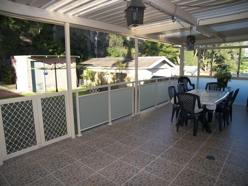 31 Glamis Street, Kingsgrove NSW 2208