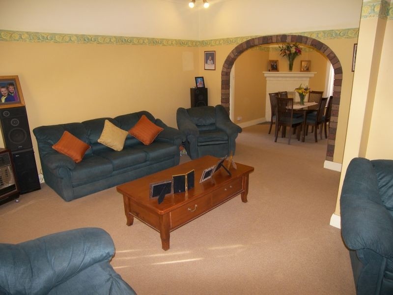 68 Staples Street, Kingsgrove NSW 2208