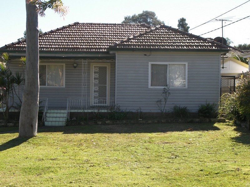 14 Martin Street, Roselands NSW 2196