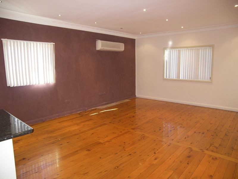 14 Martin Street, Roselands NSW 2196