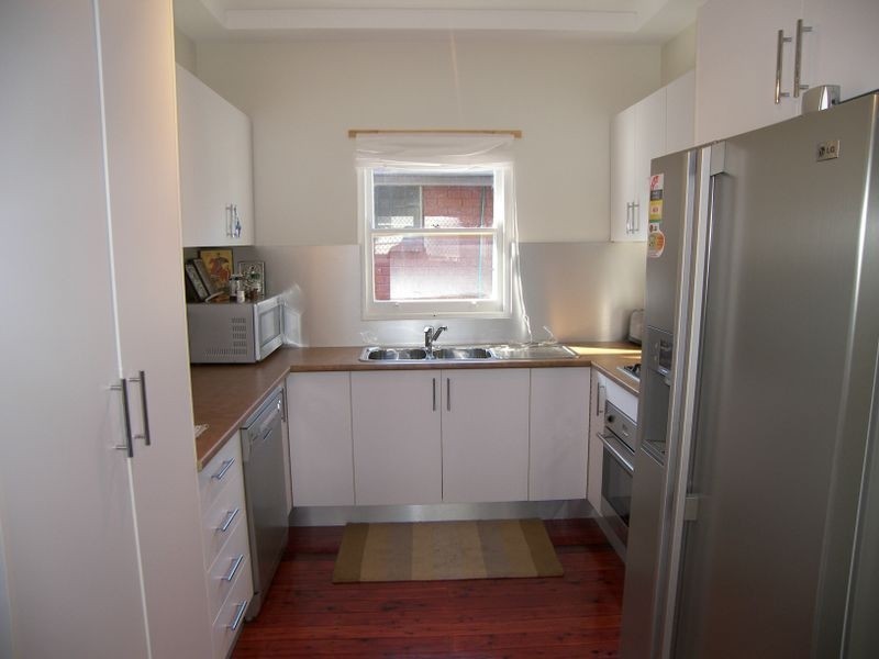 7 Roseland Avenue, Roselands NSW 2196