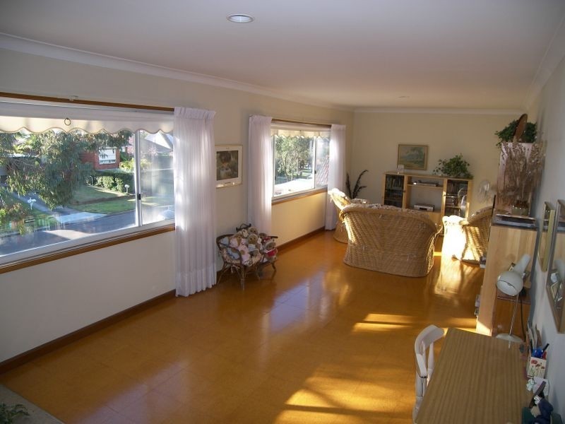 15 Cripps Avenue, Kingsgrove NSW 2208