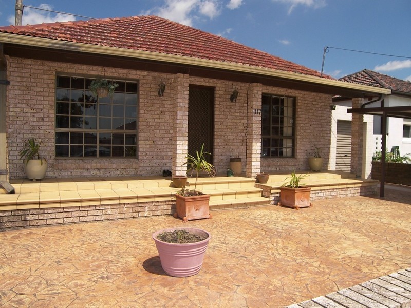 107 Chapel Street, Kingsgrove NSW 2208