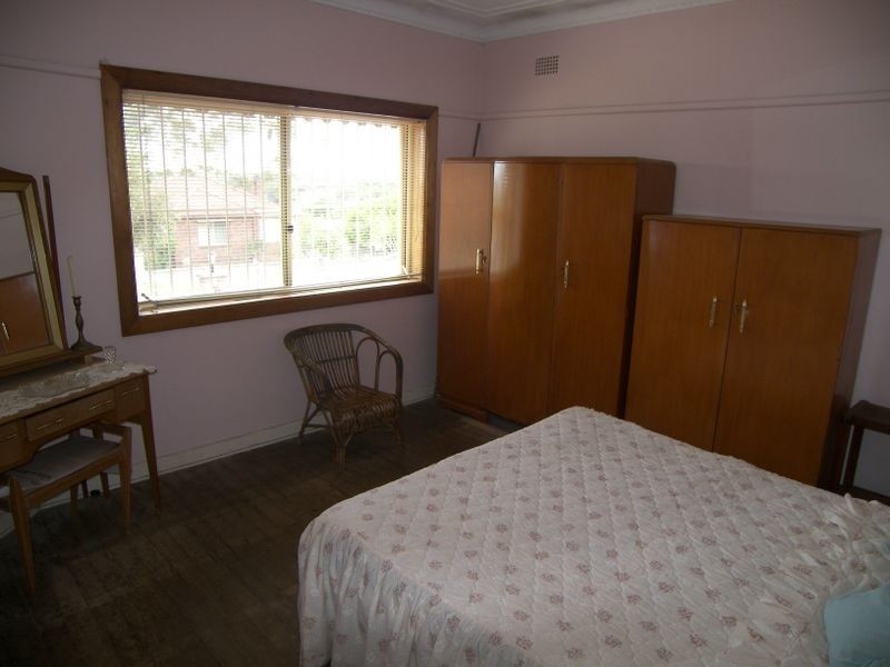 4 Potts Street, Kingsgrove NSW 2208