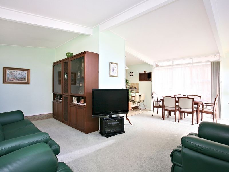 12 Sandra Crescent, Roselands NSW 2196