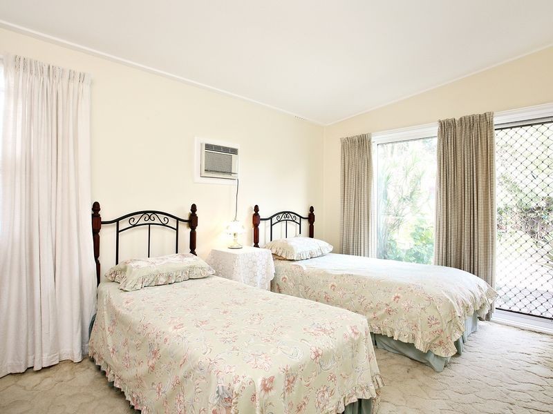 12 Sandra Crescent, Roselands NSW 2196