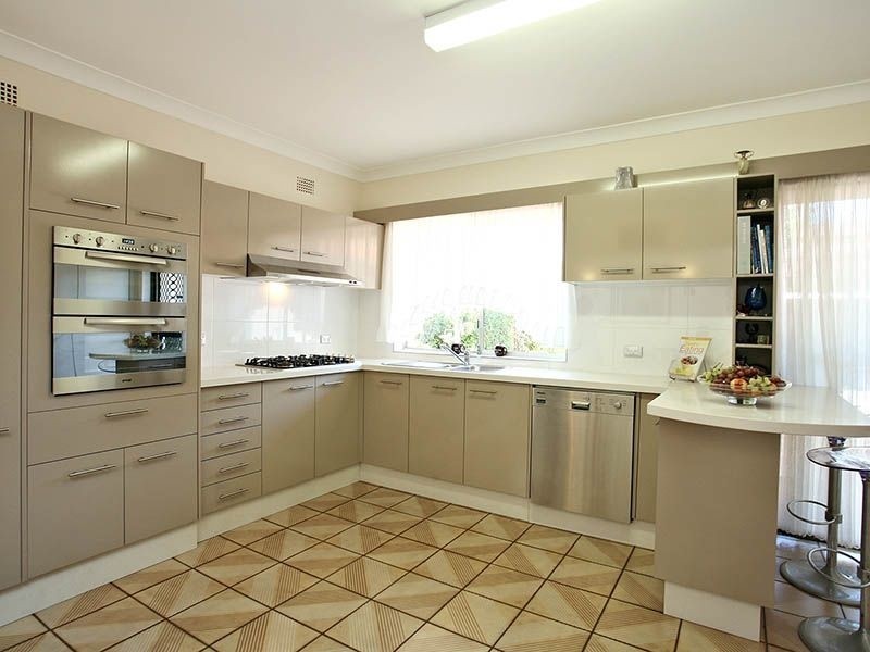 6 Rosemeath Avenue, Kingsgrove NSW 2208