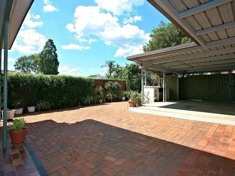 6 Rosemeath Avenue, Kingsgrove NSW 2208
