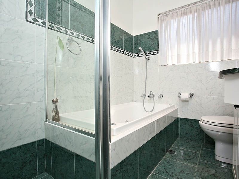 6 Rosemeath Avenue, Kingsgrove NSW 2208