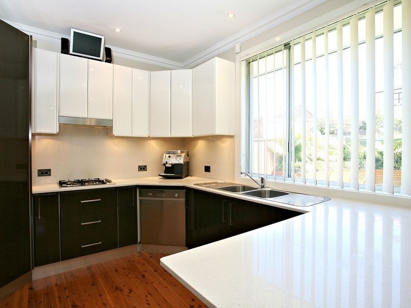 10 Cripps Avenue, Kingsgrove NSW 2208