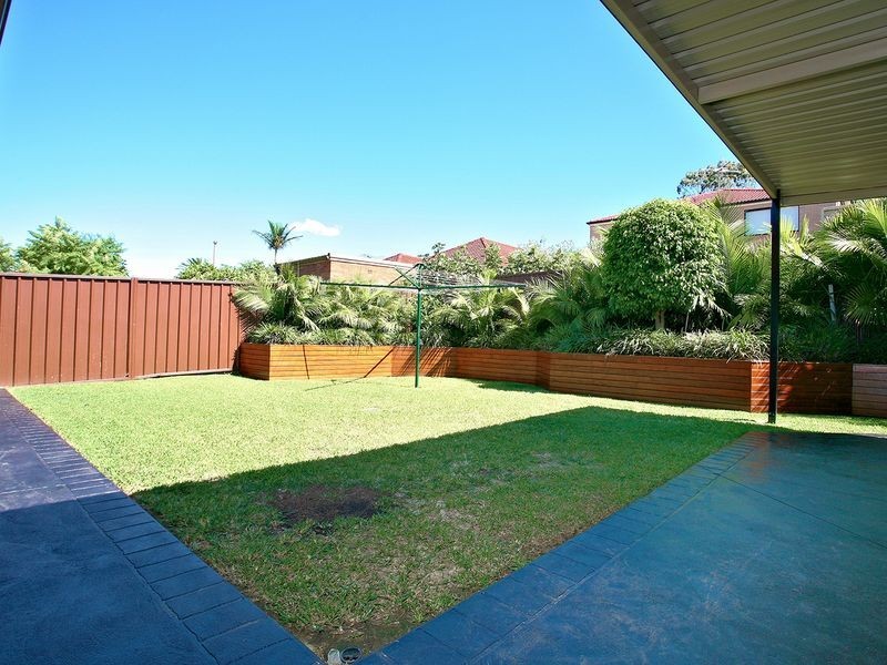 10 Cripps Avenue, Kingsgrove NSW 2208