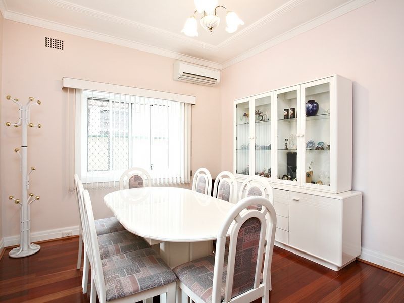 24 Ponyara Road, Beverly Hills NSW 2209