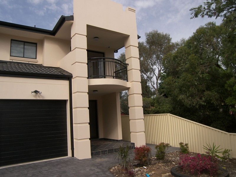 6a Forsyth Street, Kingsgrove NSW 2208