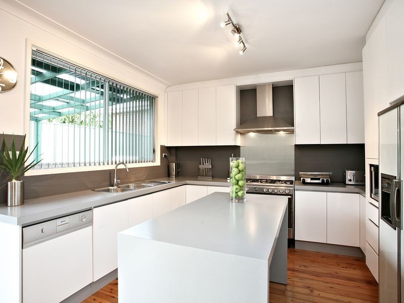 12 Lees Road, Kingsgrove NSW 2208