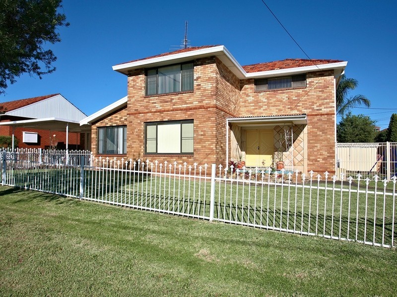 19 Cripps Avenue, Kingsgrove NSW 2208