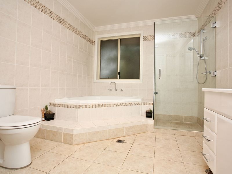 24 Mount Avenue, Roselands NSW 2196