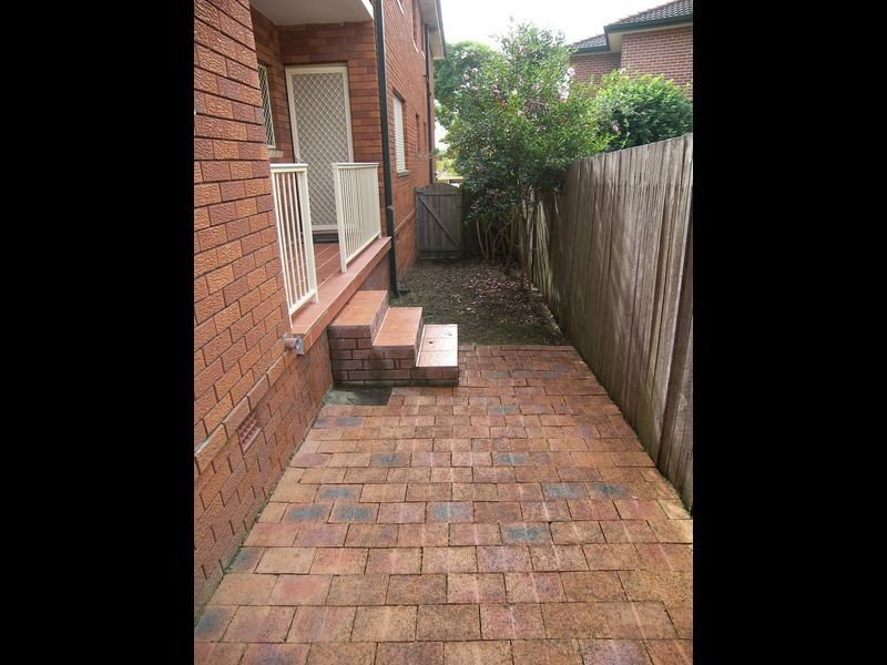 2/12 Nicoll Street, Roselands NSW 2196