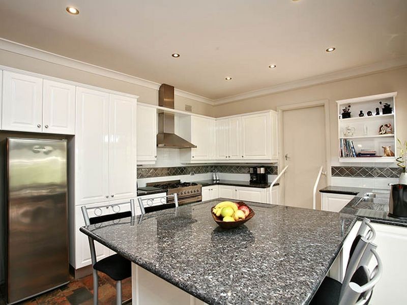 33 Caloola Crescent, Beverly Hills NSW 2209