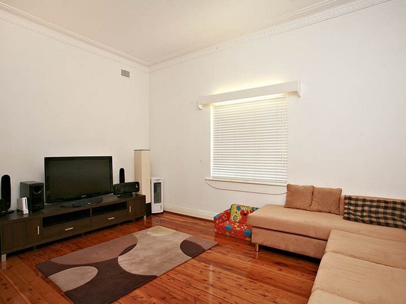 105 Kingsgrove Road, Kingsgrove NSW 2208