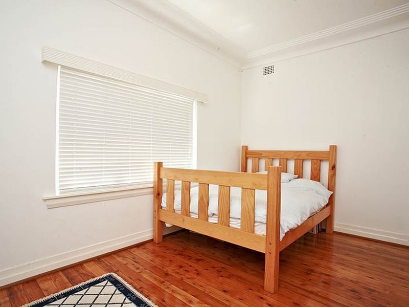 105 Kingsgrove Road, Kingsgrove NSW 2208