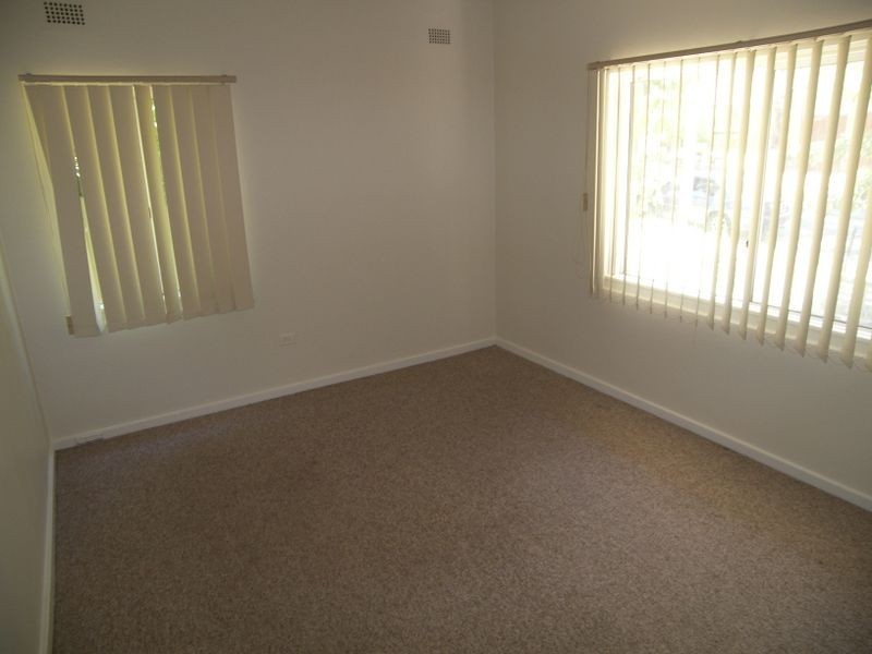 27 Morris Avenue, Kingsgrove NSW 2208