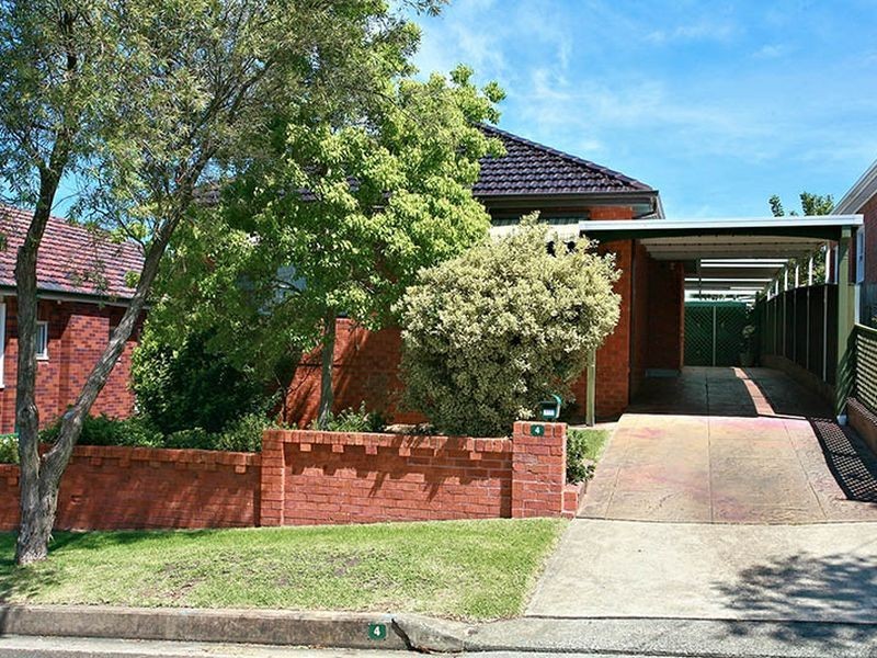 4 Rodgers Avenue, Kingsgrove NSW 2208