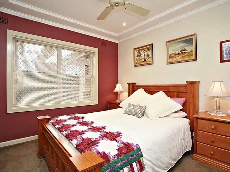 4 Rodgers Avenue, Kingsgrove NSW 2208