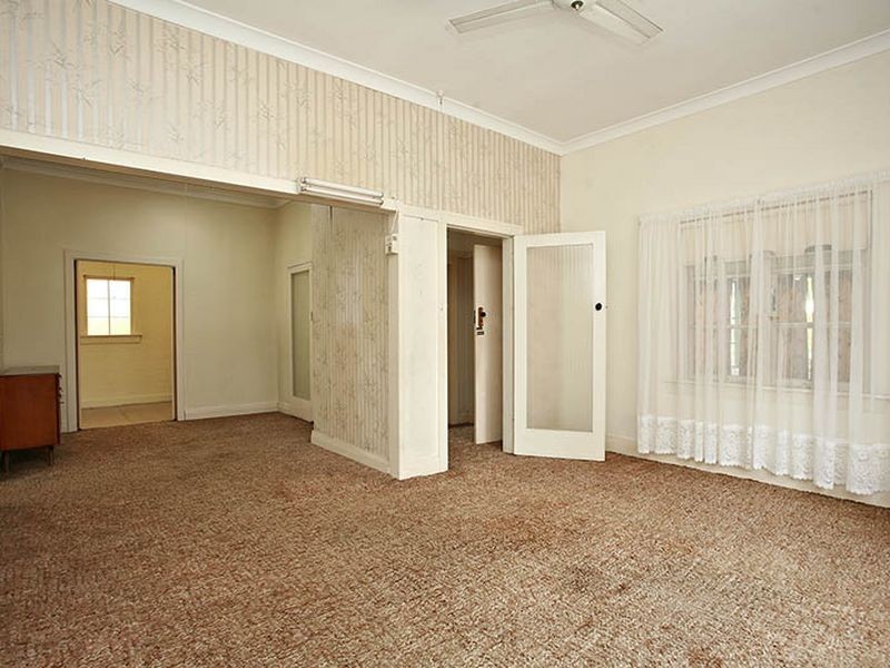 2 Roy Street, Kingsgrove NSW 2208