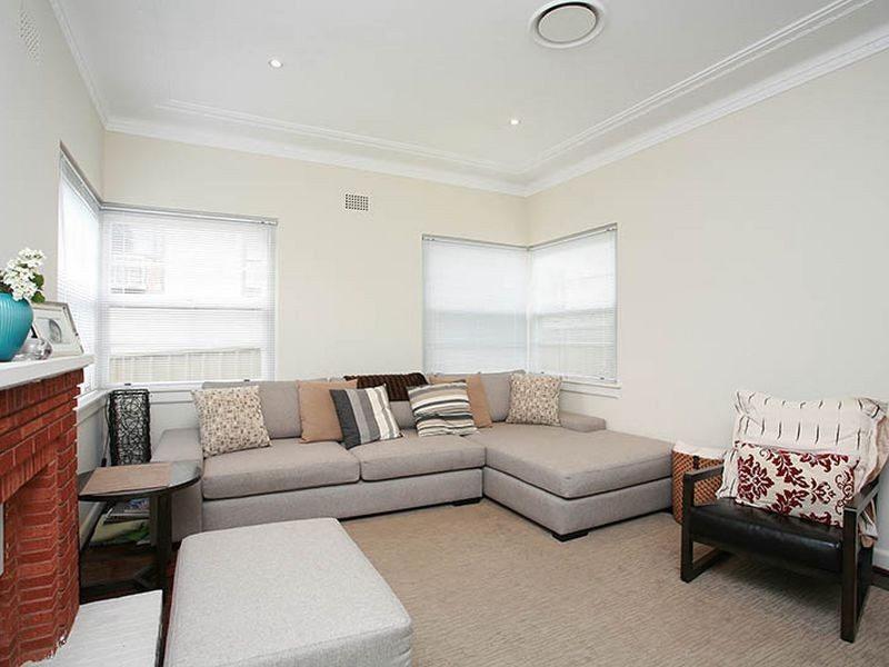 37 Ashby Street, Kingsgrove NSW 2208