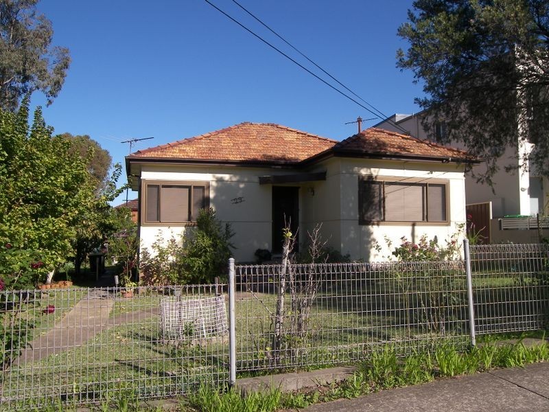 29 Kingsgrove Road, Belmore NSW 2192