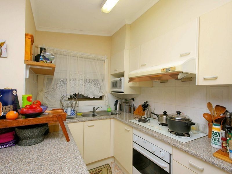 25 Kinsel Avenue, Kingsgrove NSW 2208