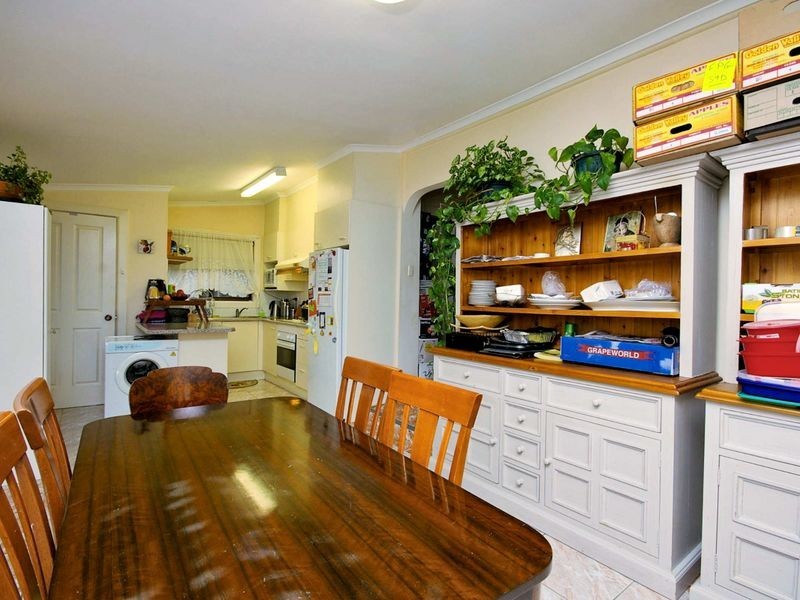 25 Kinsel Avenue, Kingsgrove NSW 2208