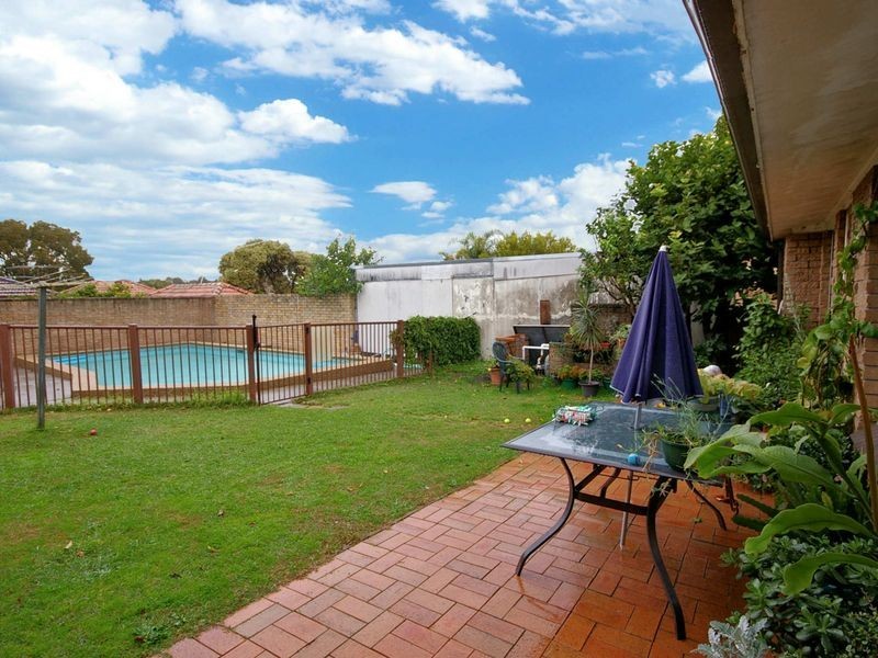 25 Kinsel Avenue, Kingsgrove NSW 2208