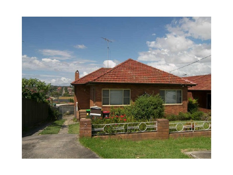2 Bobadah Street, Kingsgrove NSW 2208
