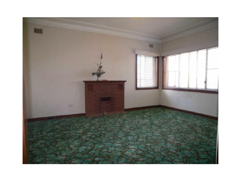 2 Bobadah Street, Kingsgrove NSW 2208