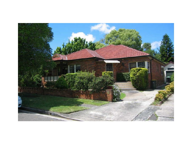 11 Burrell Street, Beverly Hills NSW 2209