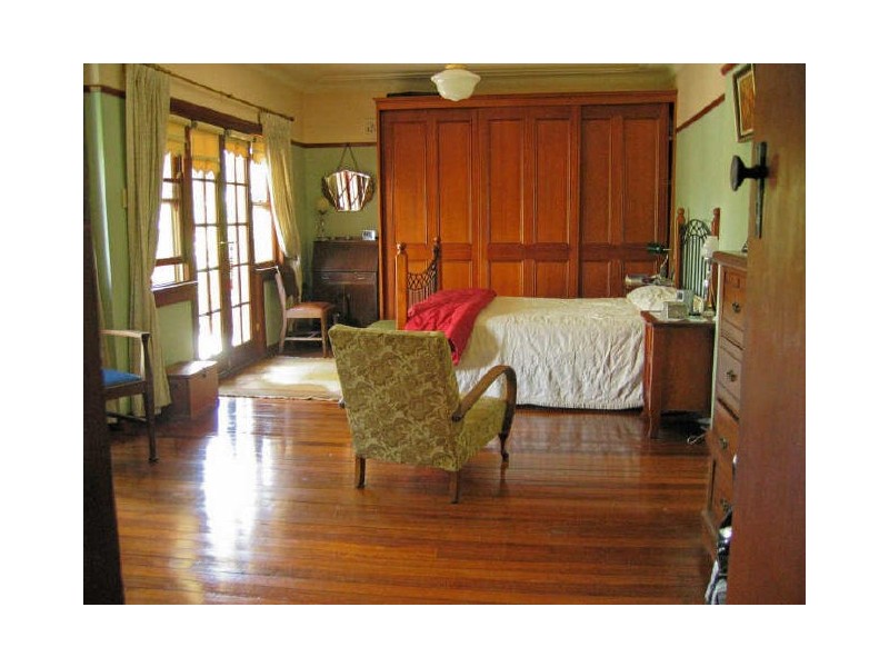 11 Burrell Street, Beverly Hills NSW 2209