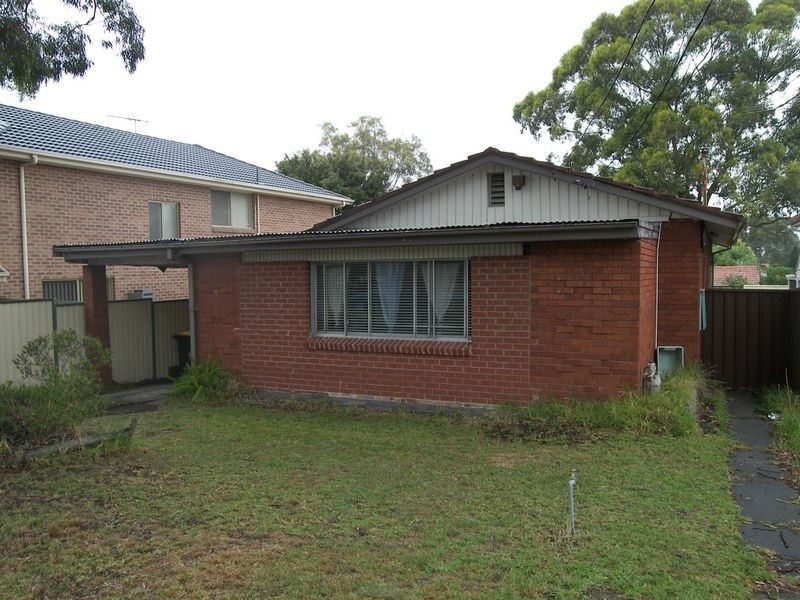 5 Roseland Avenue, Roselands NSW 2196