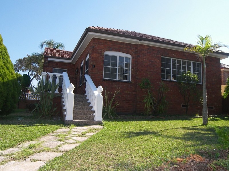 1 Marcella Street, Kingsgrove NSW 2208