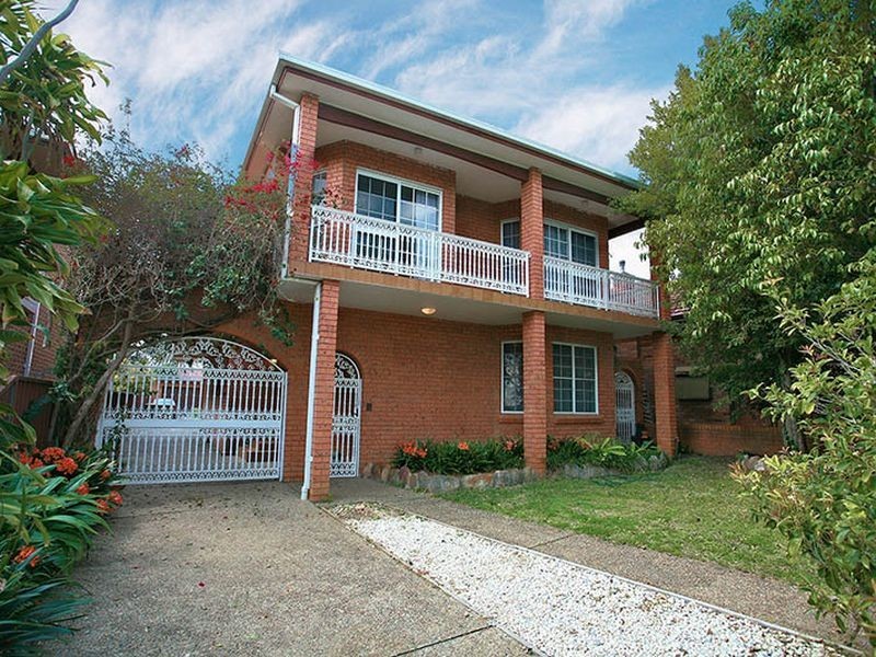 94 Staples Street, Kingsgrove NSW 2208