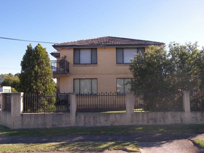 2/47 Chalmers Street, Belmore NSW 2192